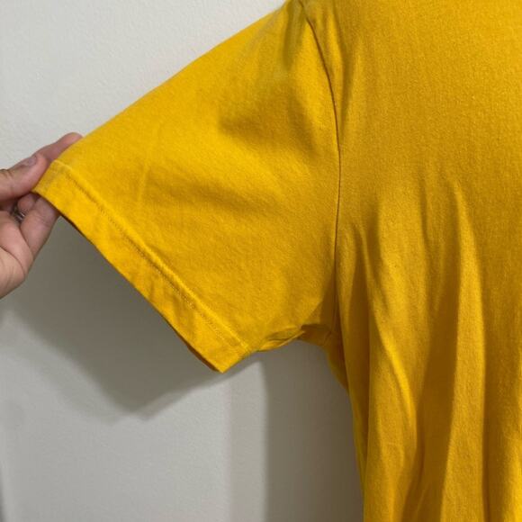 Hurley Yellow Short Sleeve Tee Vibrant Casual Style - Picture 3 of 8